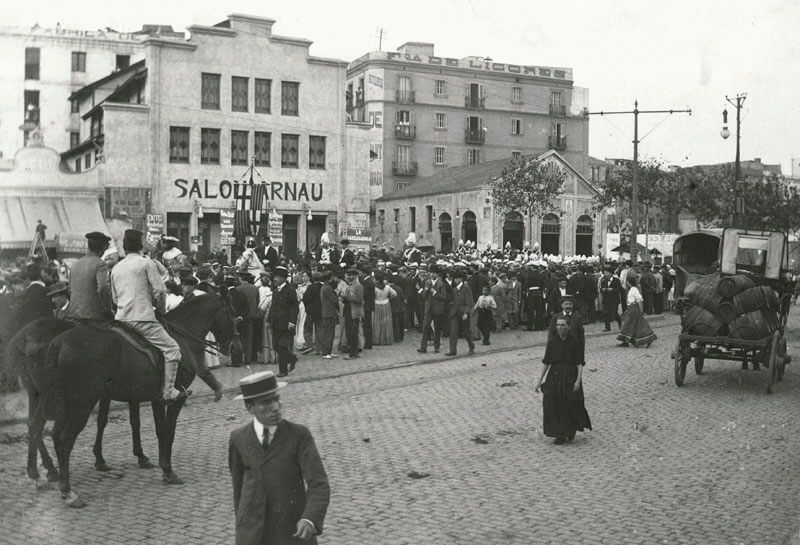 El Teatre Arnau y el Paral·lel a principios del siglo XX